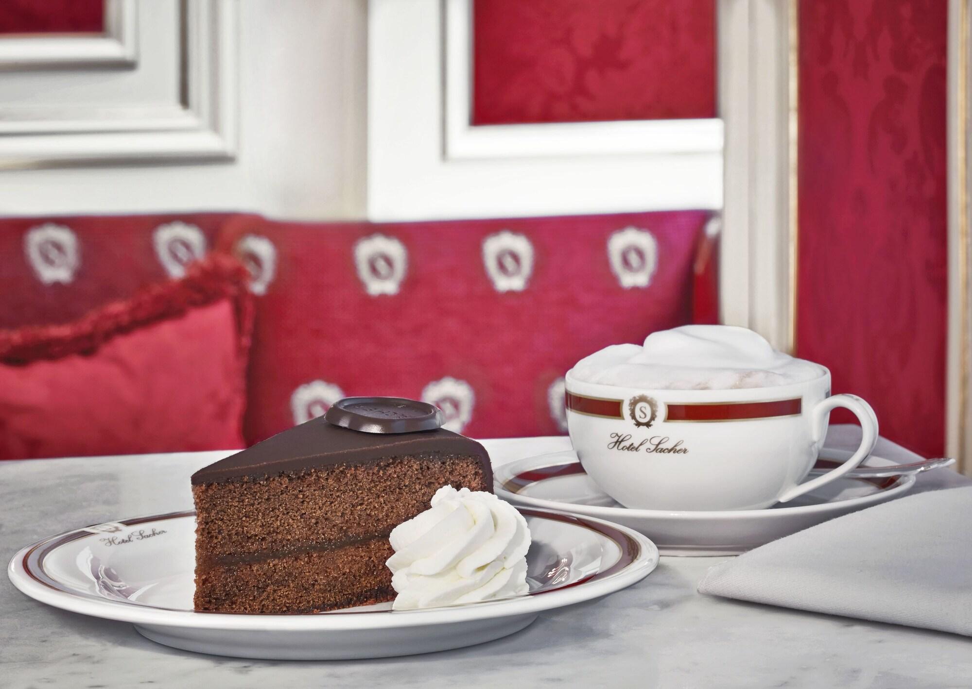 Hotel Sacher Salzburg Bagian luar foto Sacher Torte