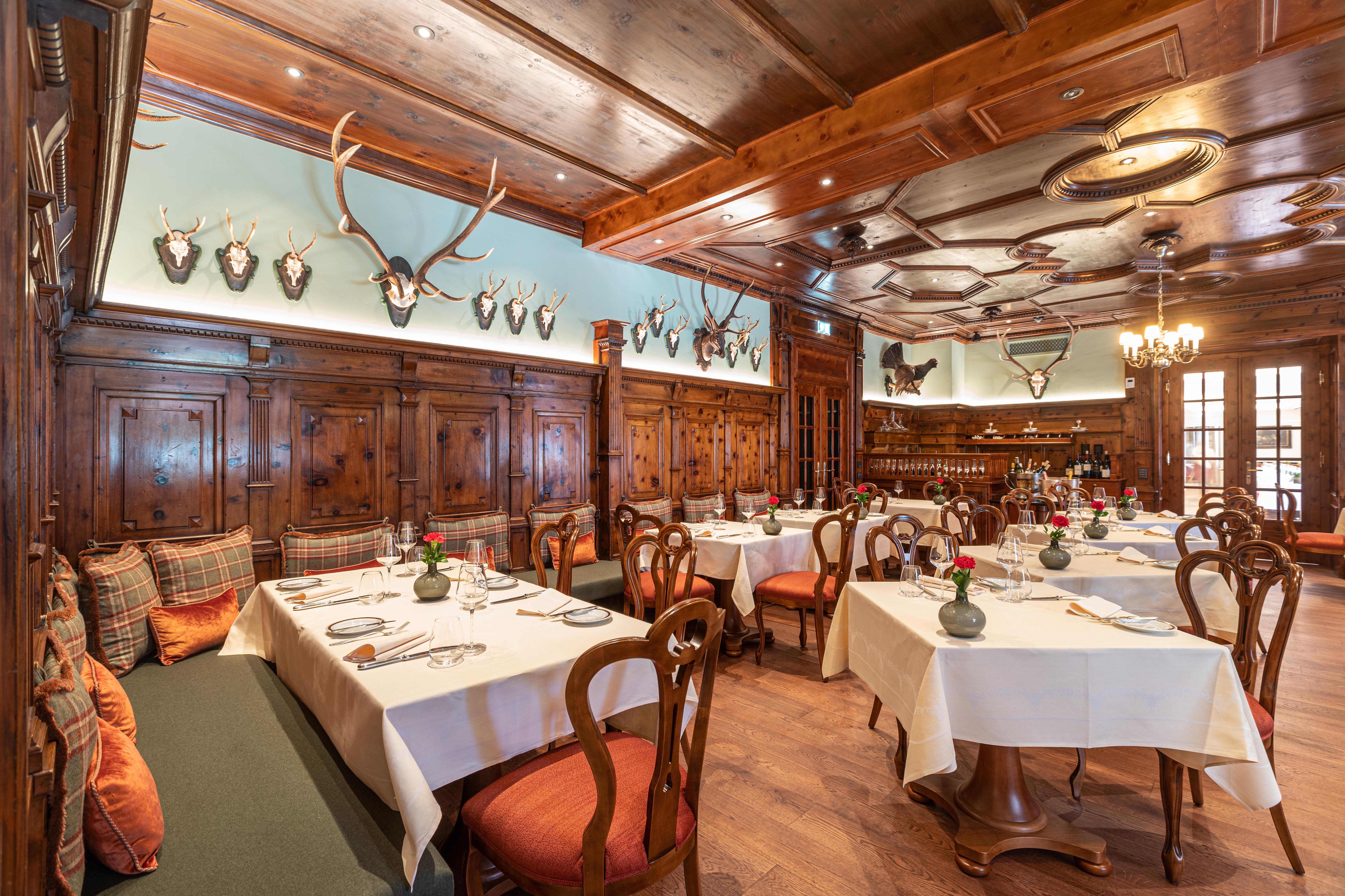 Hotel Sacher Salzburg Bagian luar foto Restaurant in the Hotel Axelmannstein